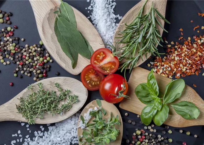 Immer frische Kräuter im Garten für Küchenprofis
